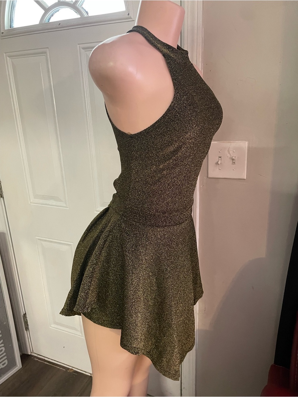 Love culture Metallic gold black Halter Dress shorts built in bottom USA medium - Picture 8 of 12
